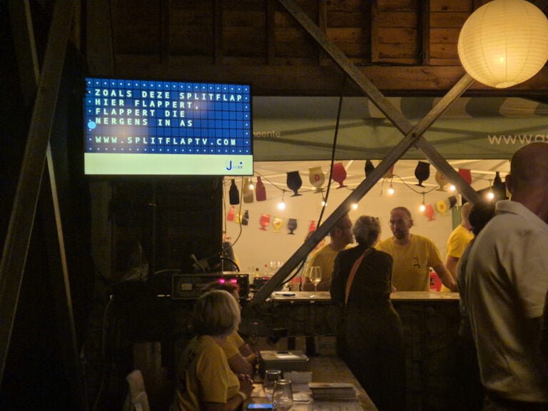 Jazz festival with Split-Flap TVs