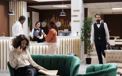 Boost Hotel Efficiency with Split-Flap-TV