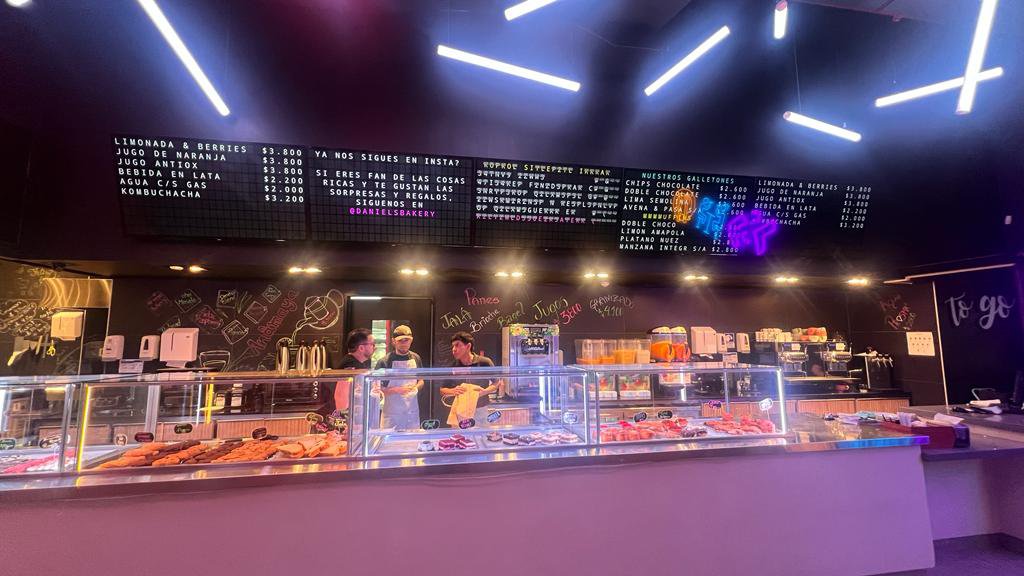 Split flap display buying guide what to look for without overpaying cover